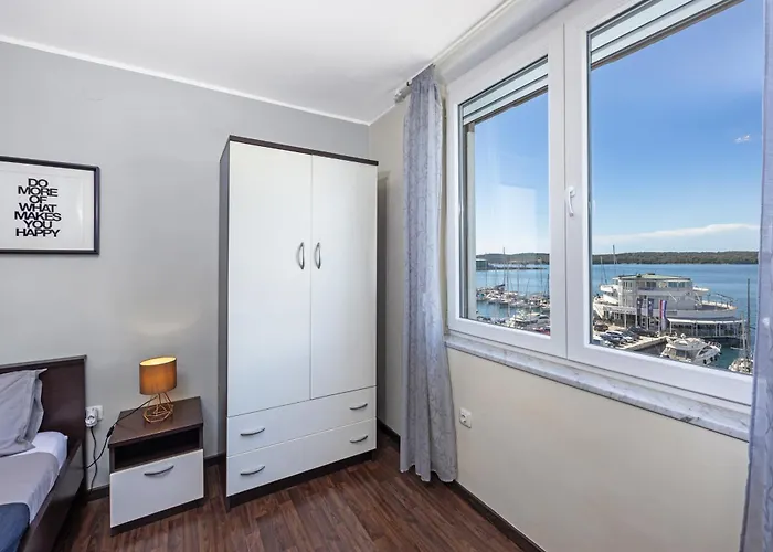 Seaview Arena Apartman