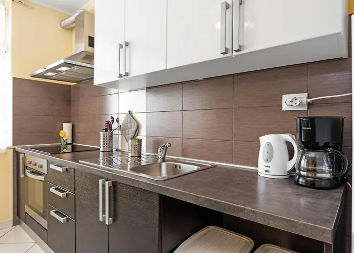 Seaview Arena Apartman